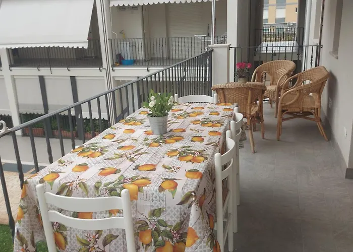 Casa Felice 1 Апартаменты *